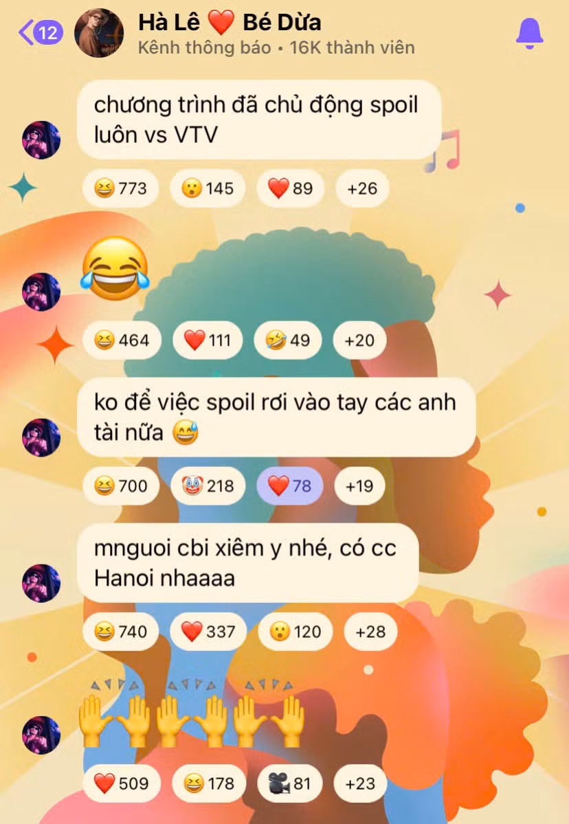 Phản ứng hài hước của "anh tài" Hà Lê và Bùi Công Nam khi concert Hà Nội được hé lộ trước dự kiến.