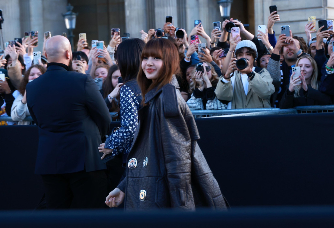 Cô nàng là thành viên "chốt sổ" của BLACKPINK tham dự sự kiện thời trang danh giá này.