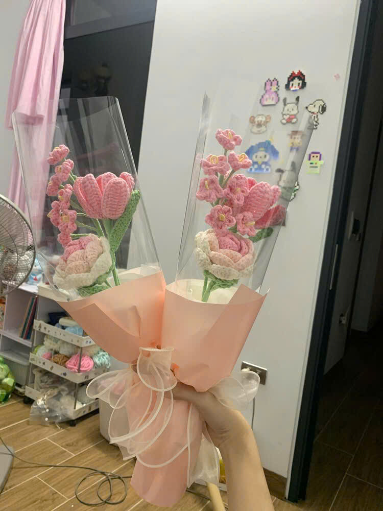 "Những nàng Tấm" khéo tay tranh thủ bán sản phẩm mình làm ra để kiếm thêm tiền trang trải nhu cầu cá nhân ở tuổi trưởng thành. (Ảnh: Threads:_a.nang27.tz) "Những nàng Tấm" khéo tay tranh thủ bán sản phẩm mình làm ra để kiếm thêm tiền trang trải nhu cầu cá nhân ở tuổi trưởng thành. (Ảnh: Threads:_a.nang27.tz)