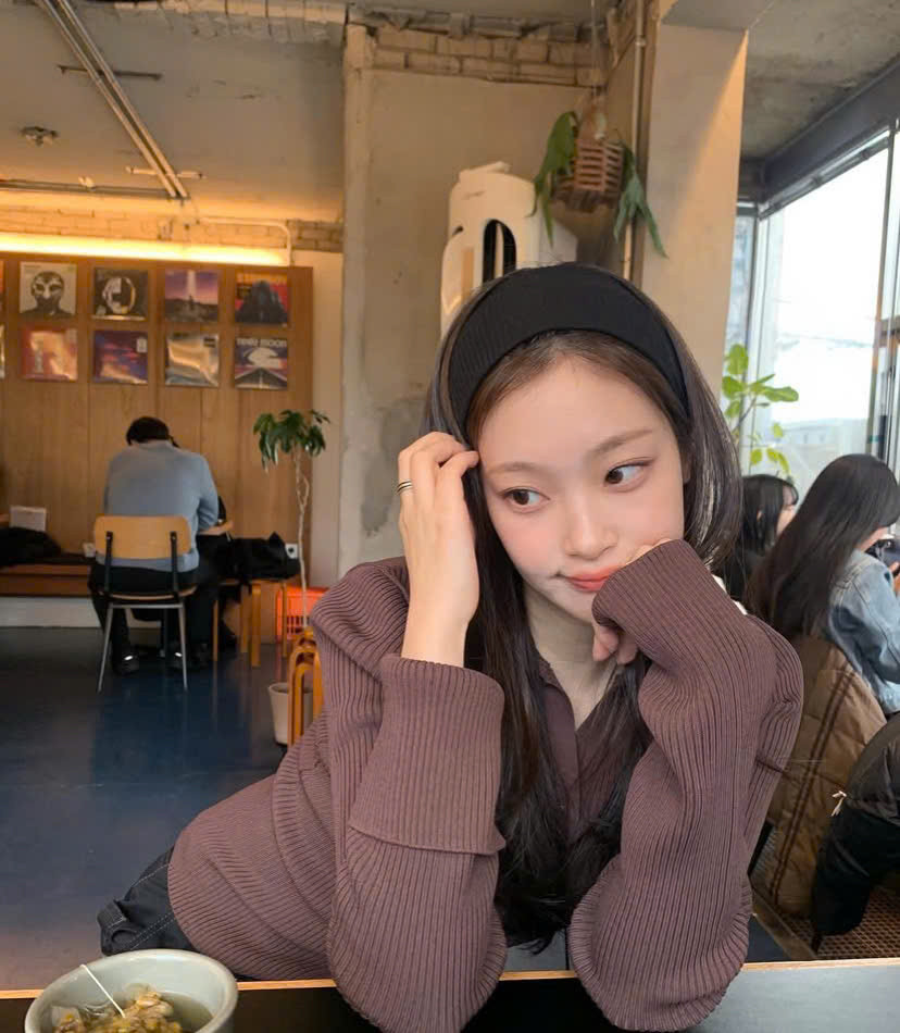 Choi Hee Jin trong ảnh đời thường được cô đăng tải trên Instagram.
