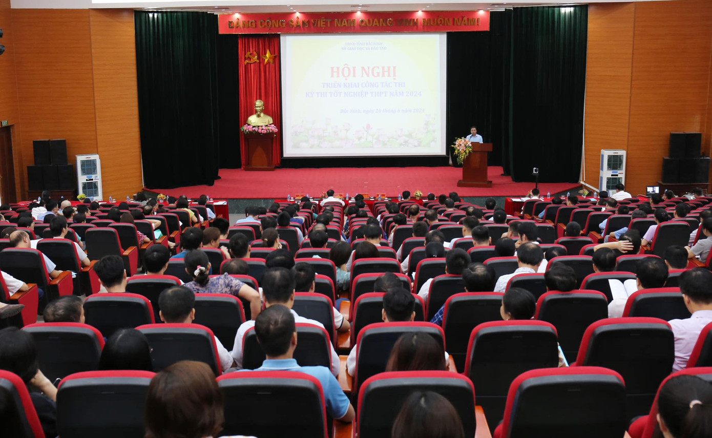 Bên trong hội trường 500 chỗ từng được Sở Giáo dục và Đào tạo Bắc Ninh chọn làm nơi tổ chức Hội nghị. Nguồn ảnh: Trường THPT chuyên Bắc Ninh