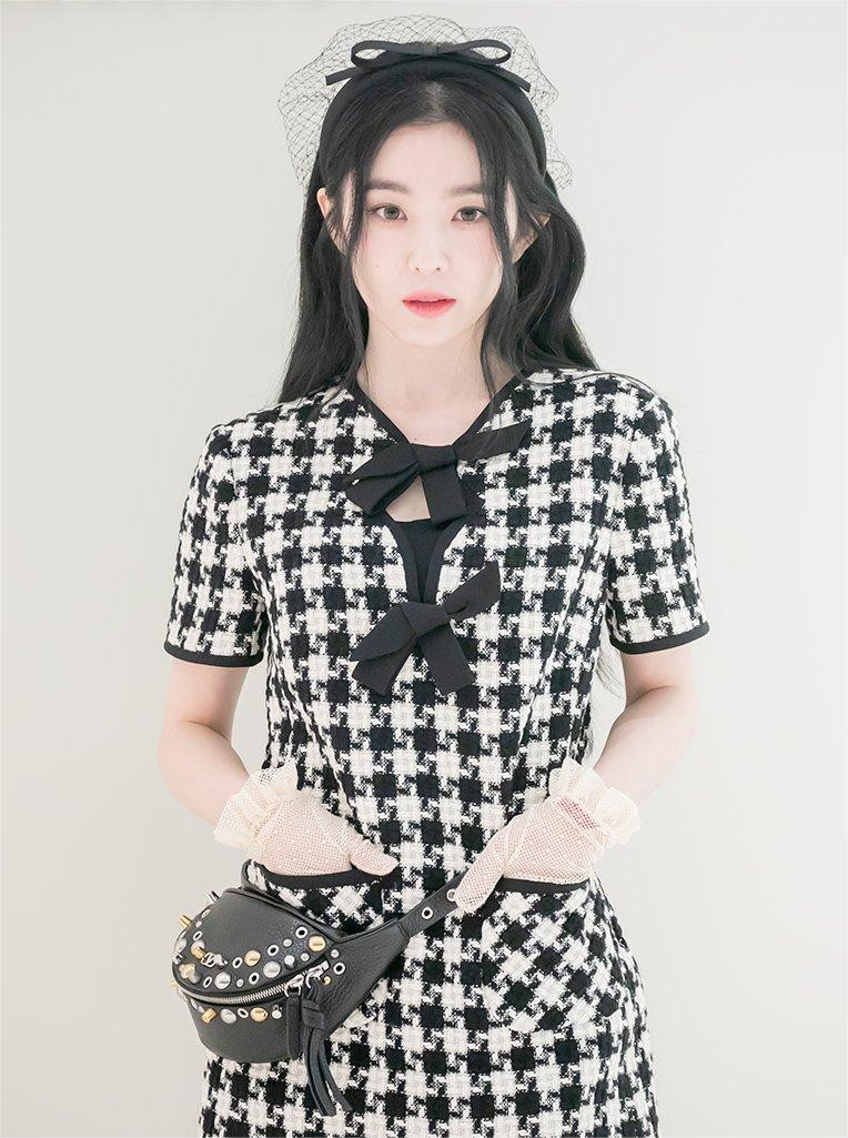 Nhan sắc "không tuổi" của nữ thần tượng nhà SM. Nhan sắc "không tuổi" của nữ thần tượng nhà SM.