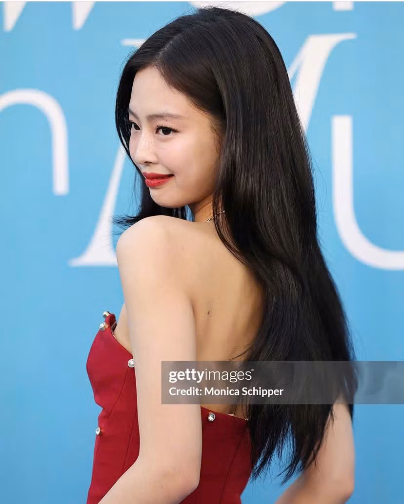 Nhan sắc đẹp không tỳ vết của thành viên nhóm BLACKPINK qua ảnh chụp cận mặt.
