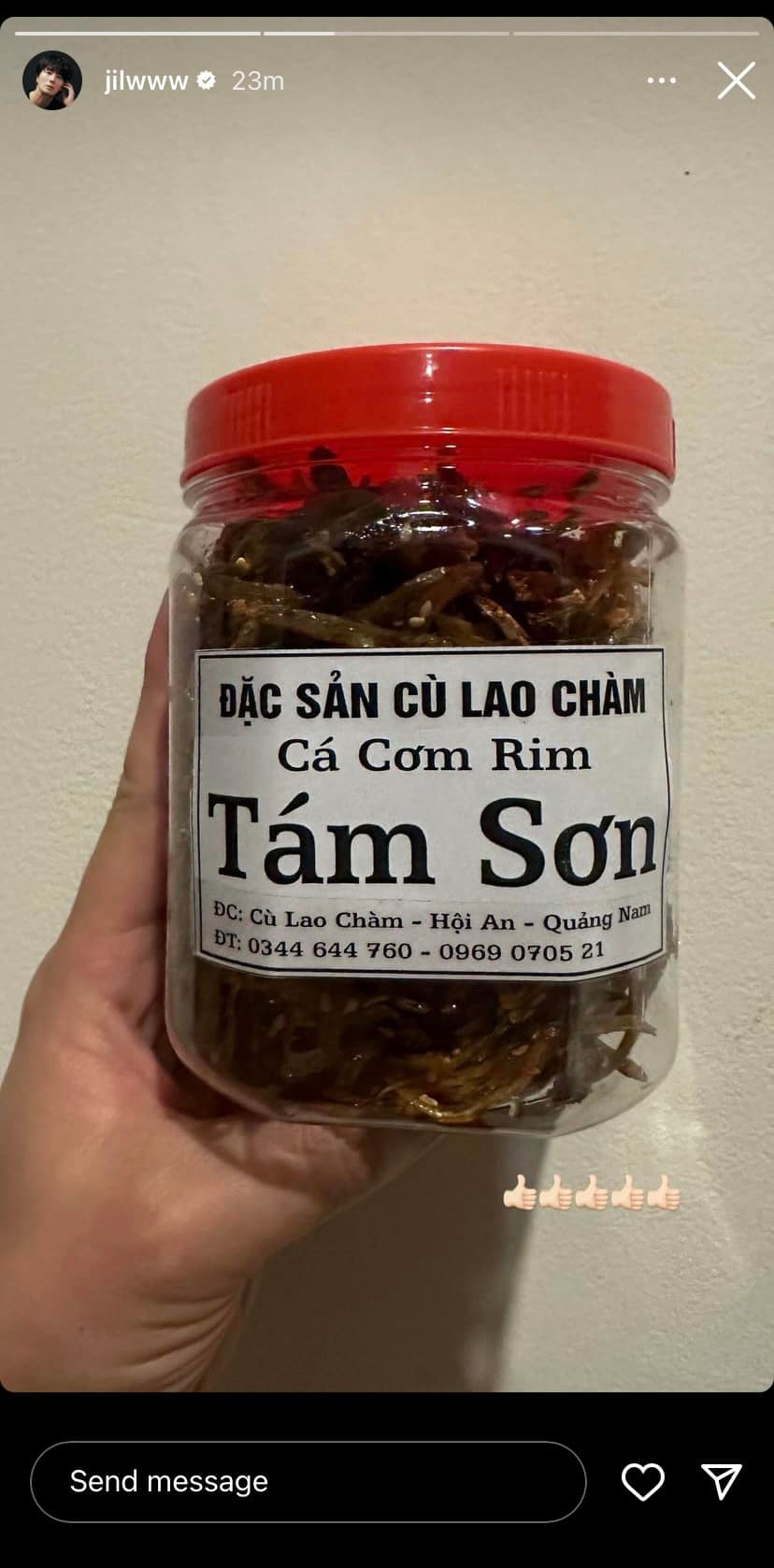 Đặc sản cá cơm Cù Lao Chàm được Jung Il Woo "bật ngón cái" khen ngợi trên Story Instagram. Đặc sản cá cơm Cù Lao Chàm được Jung Il Woo "bật ngón cái" khen ngợi trên Story Instagram.