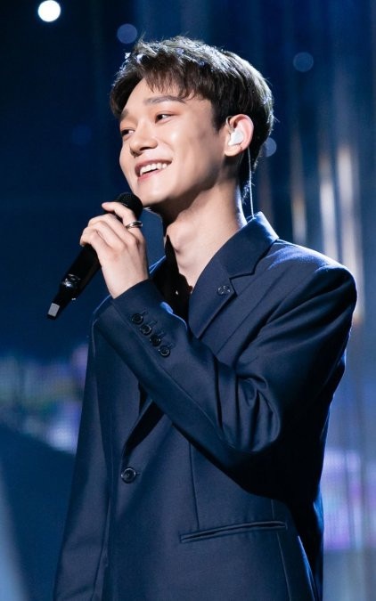 Thời điểm Chen thông báo đã đăng ký kết hôn, mạng xã hội như "nổ tung" bởi sự bất ngờ của phần lớn người hâm mộ và netizen. Thời điểm Chen thông báo đã đăng ký kết hôn, mạng xã hội như "nổ tung" bởi sự bất ngờ của phần lớn người hâm mộ và netizen.