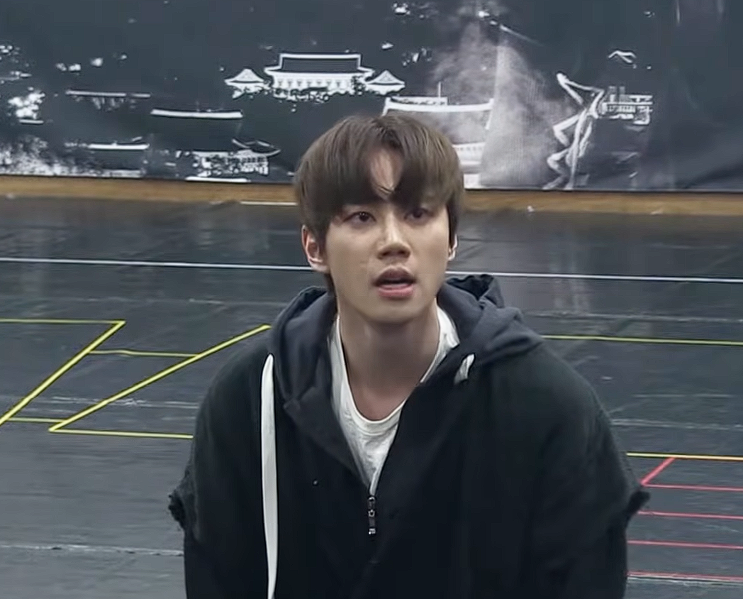 Lee Jun Young với vai chính trong vở nhạc kịch Swag Age: Shout out, Joseon!