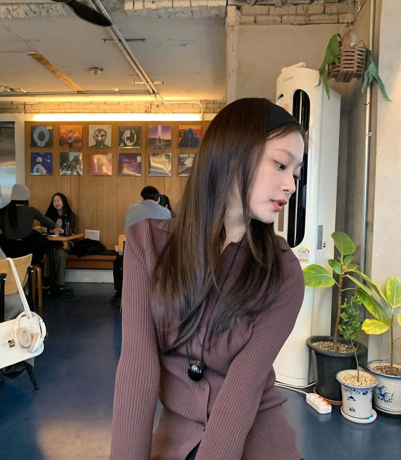 Choi Hee Jin trong ảnh đời thường được cô đăng tải trên Instagram.