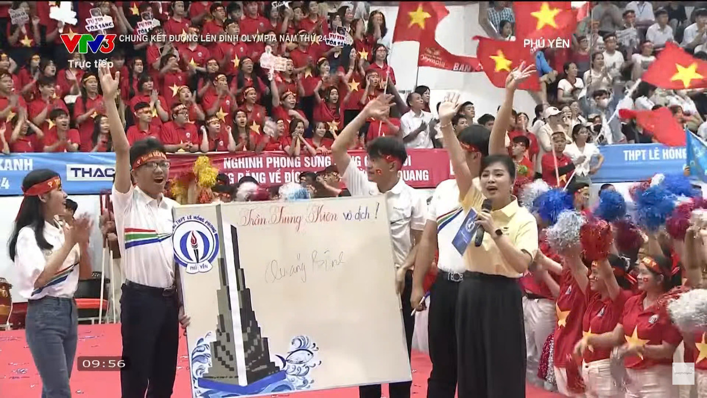 Cả 4 điểm cầu đều đưa ra câu trả lời rất nhanh và chính xác.