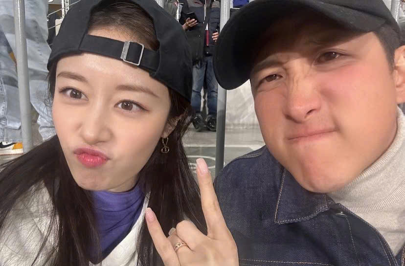 Người hâm mộ của giọng ca Never Ever cảm thấy bất bình thay cho thần tượng khi phải chịu những chỉ trích vô cớ.