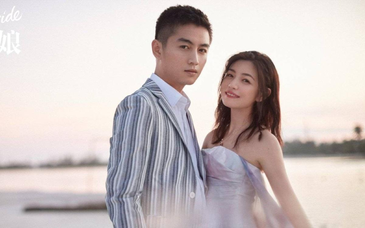 Trần Hiểu và Trần Nghiên Hy đã bên nhau từ năm 2015, nhưng chuyện tình của họ lại gắn liền với không ít ồn ào.