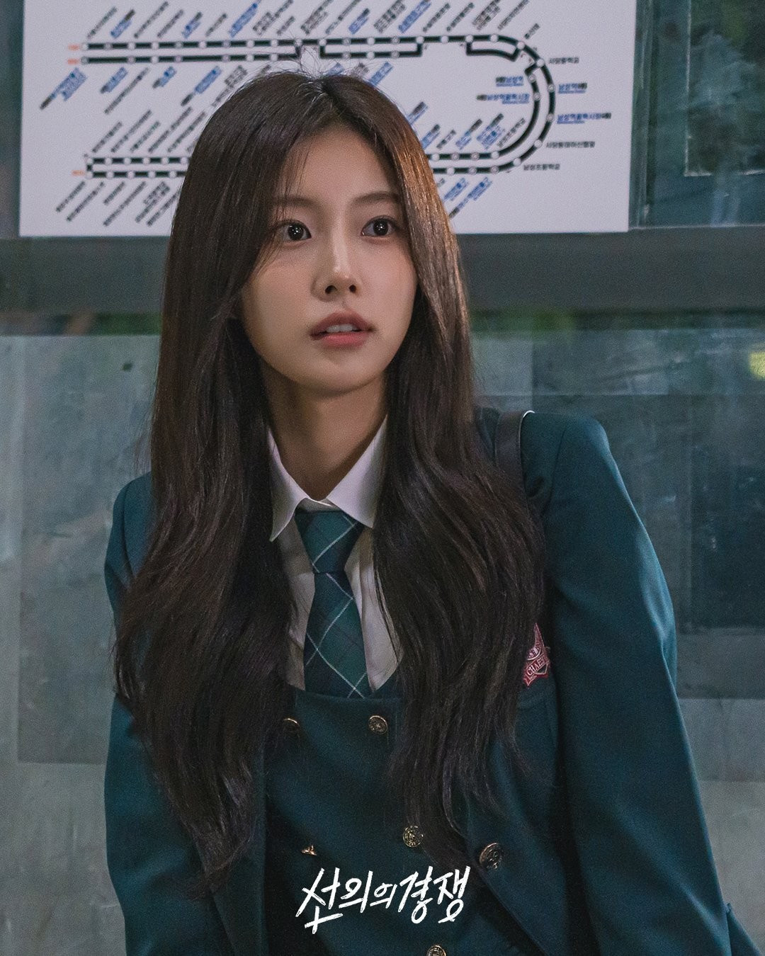 Để vào vai Ye Ri, Hyewon đã phải ép cân nghiêm ngặt, khiến bản thân chỉ còn nặng dưới 40kg dù cao 1m63. Để vào vai Ye Ri, Hyewon đã phải ép cân nghiêm ngặt, khiến bản thân chỉ còn nặng dưới 40kg dù cao 1m63.