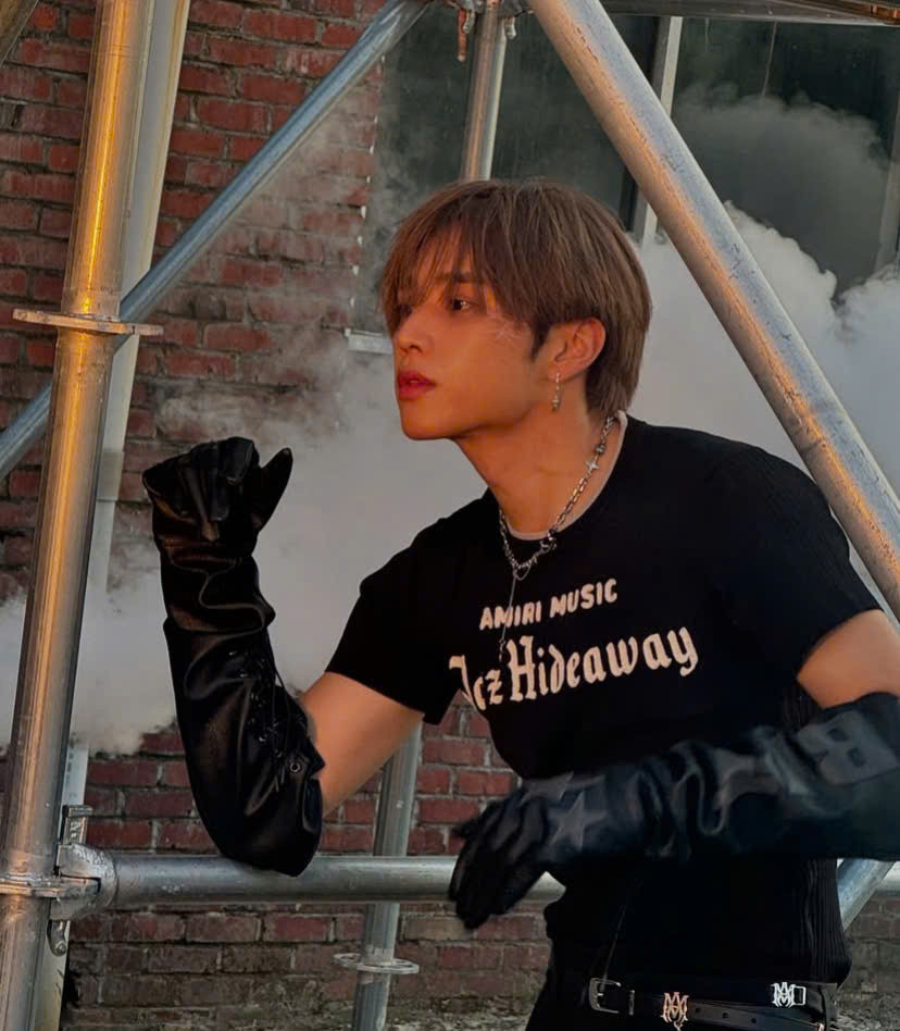 Sunwoo cũng bày tỏ sự thất vọng khi chứng kiến nhiều bình luận ác ý chỉ từ một đoạn clip vài giây, đồng thời khẳng đinh sẽ nghiêm túc kiểm điểm và rút kinh nghiệm. Sunwoo cũng bày tỏ sự thất vọng khi chứng kiến nhiều bình luận ác ý chỉ từ một đoạn clip vài giây, đồng thời khẳng đinh sẽ nghiêm túc kiểm điểm và rút kinh nghiệm.