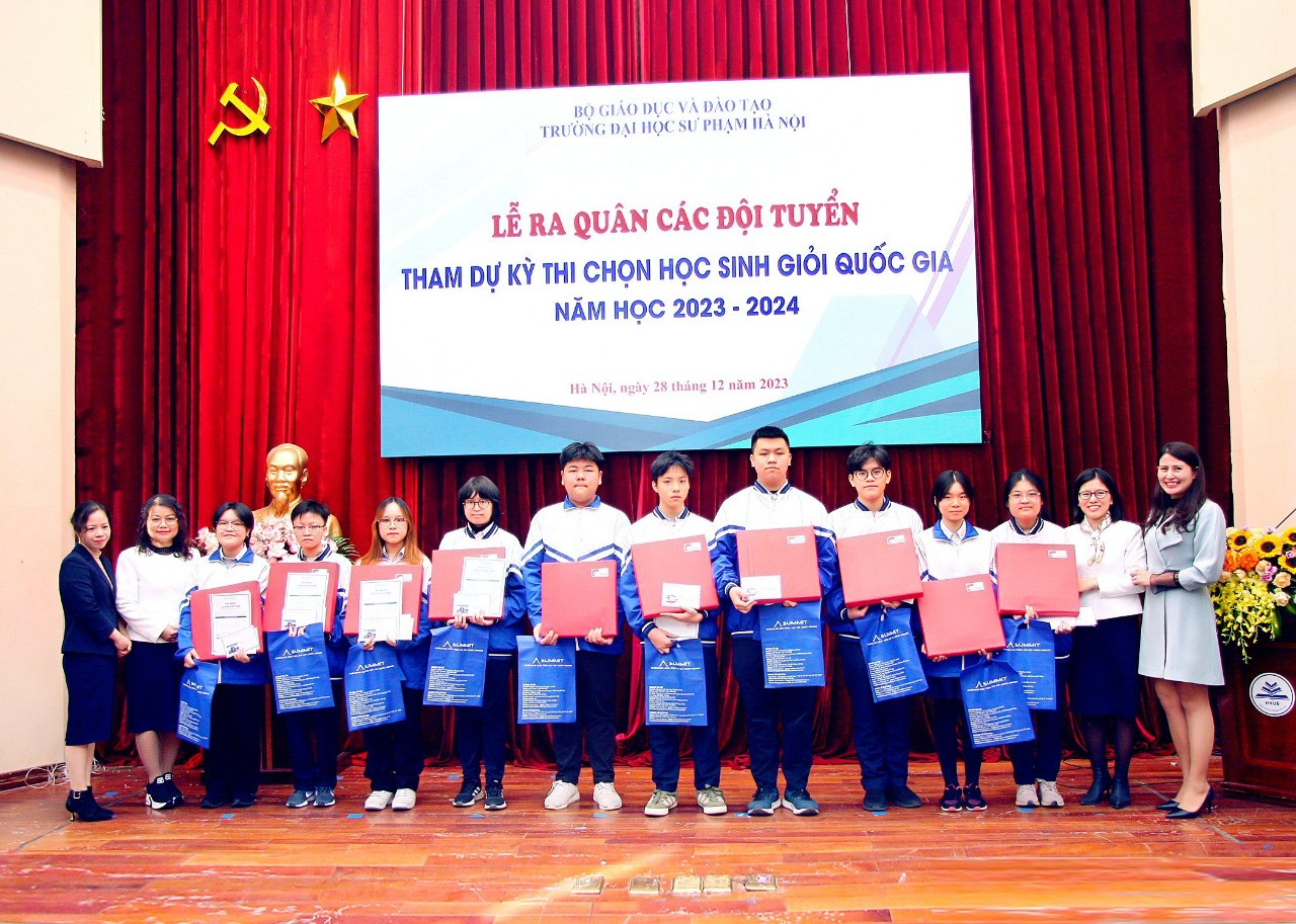 Nguồn ảnh: FB Trường THPT chuyên Đại học Sư phạm. Nguồn ảnh: FB Trường THPT chuyên Đại học Sư phạm.