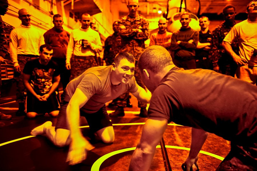 Tàu có 5 nha sỹ và 6 bác sĩ có khả năng thực hiện gần như mọi thủ thuật y tế