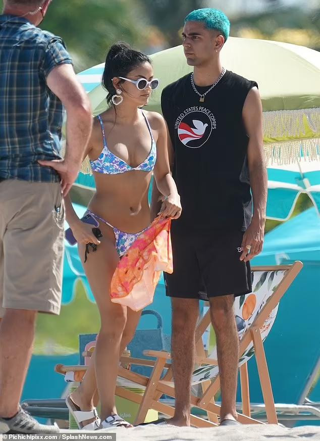 Hiện Camila Mendes là hot girl Instagram với lượng follow khủng là 26,6 triệu.