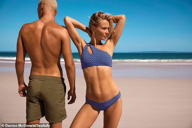 Cô cho biết hiện tại hạn chế công việc để ưu tiên vào việc làm mẹ và chăm sóc gia đình nhỏ. Cô cho biết hiện tại hạn chế công việc để ưu tiên vào việc làm mẹ và chăm sóc gia đình nhỏ.