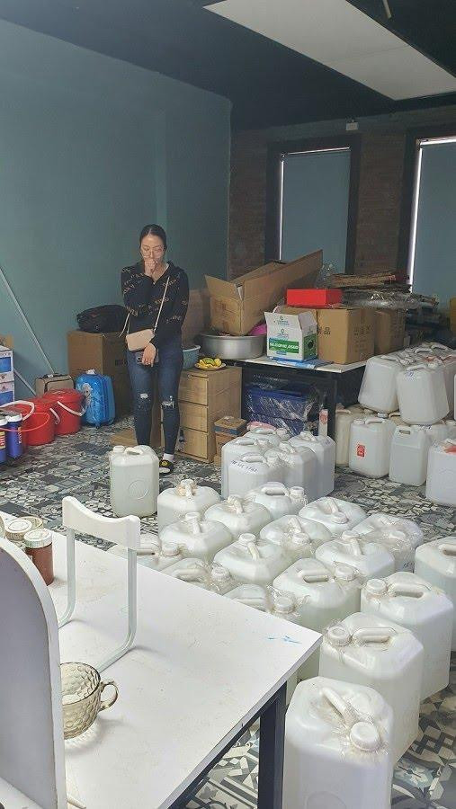 Hàng trăm lít rượu không rõ nguồn gốc bị phát hiện