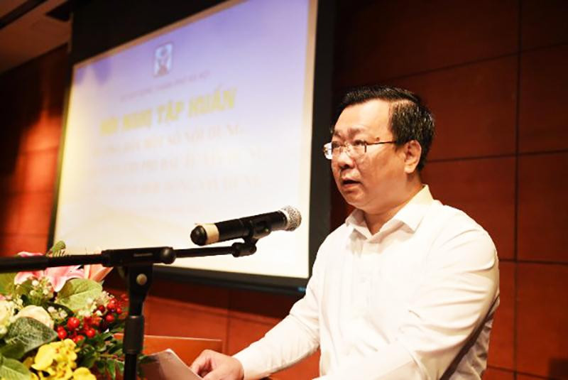 Giám đốc Sở Xây dựng Hà Nội Võ Nguyên Phong phát biểu tại Hội nghị tập huấn Giám đốc Sở Xây dựng Hà Nội Võ Nguyên Phong phát biểu tại Hội nghị tập huấn