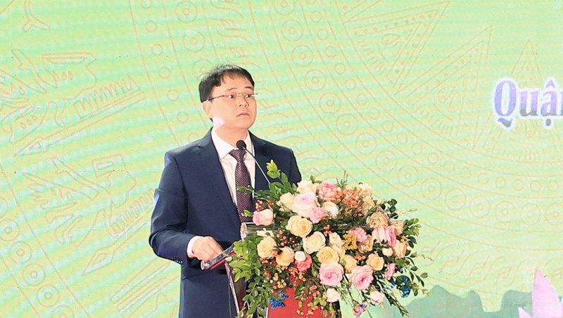 Chủ tịch UBND quận Hai Bà Trưng Nguyễn Quang Trung.