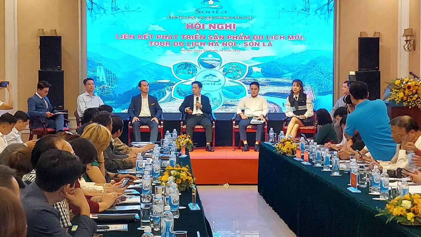 Quang cảnh hội nghị liên kết du lịch Hà Nội - Sơn La. Quang cảnh hội nghị liên kết du lịch Hà Nội - Sơn La.