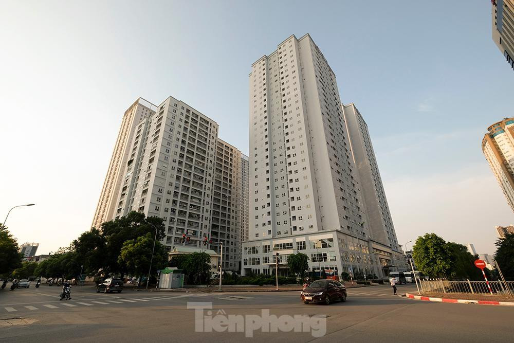 Nhiều chuyên gia cho rằng, quy định thời hạn sở hữu chung cư là cần thiết, nhất là trong bối cảnh giá chung cư leo thang liên tục.