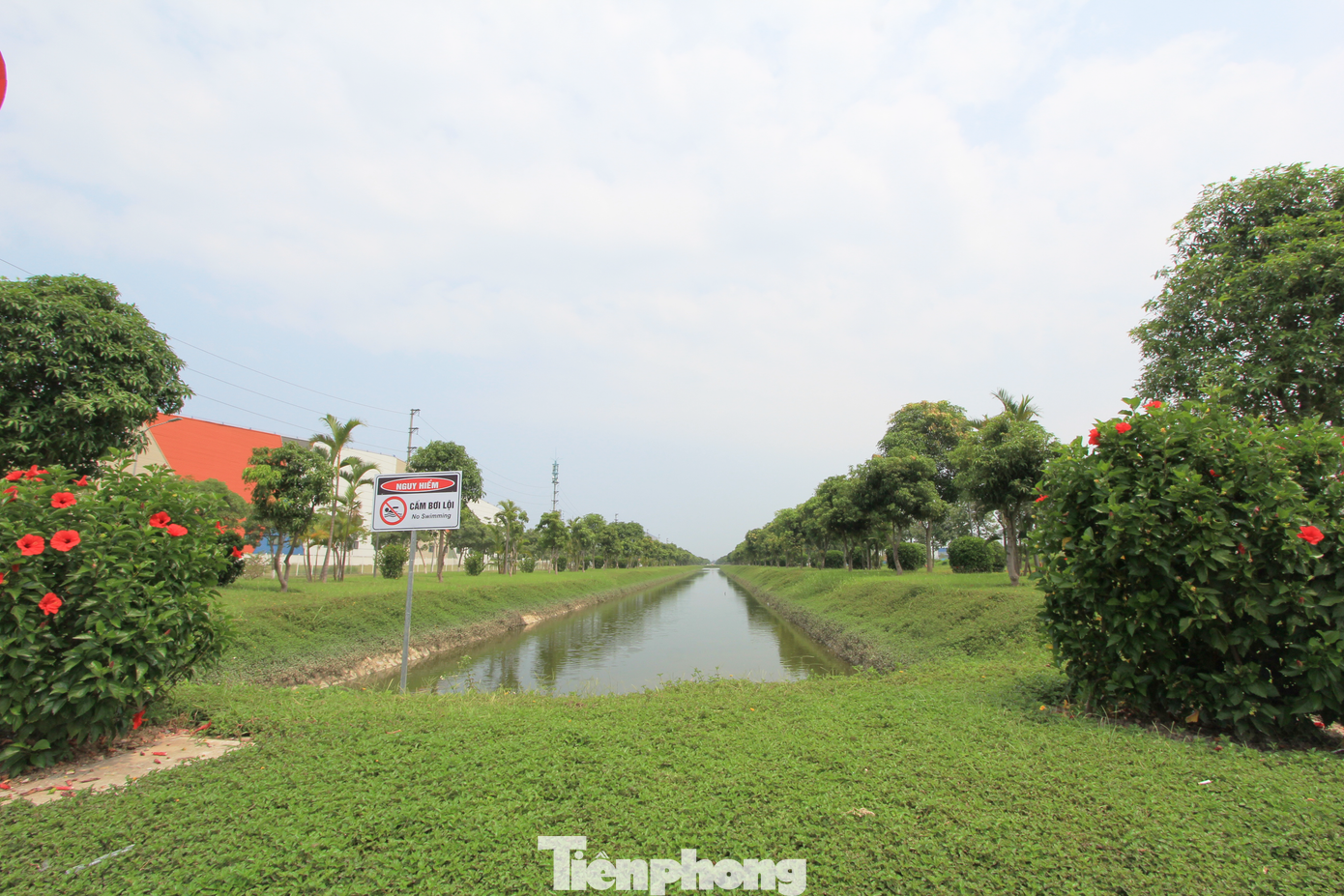 Theo các chuyên gia, KCN Yên Phong hiện được coi là điểm đến đầy thu hút đối với các nhà đầu tư nước ngoài như Hàn Quốc, Nhật Bản cũng như các tập đoàn đa quốc gia khác.