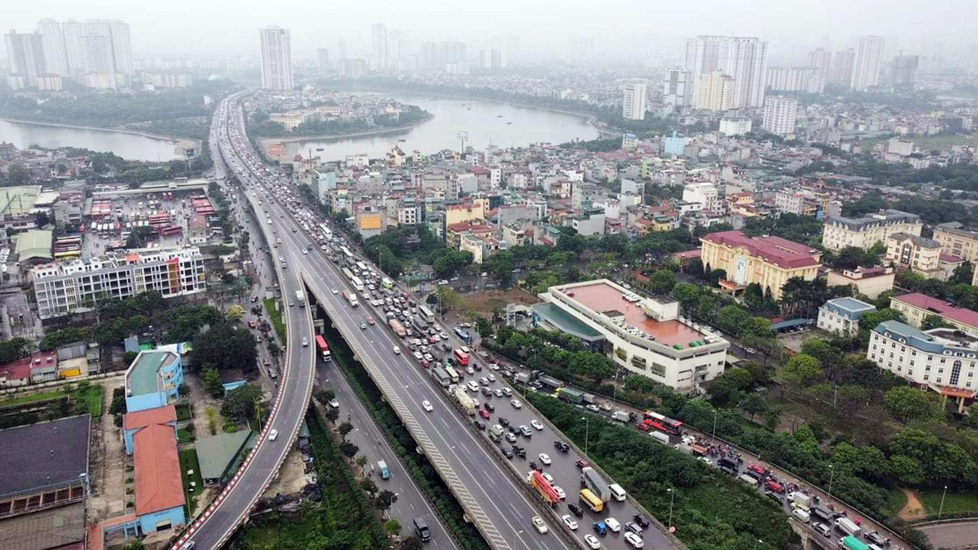 Tuyến đường vành đai 3 trên cao ùn ứ kéo dài. Tuyến đường vành đai 3 trên cao ùn ứ kéo dài.