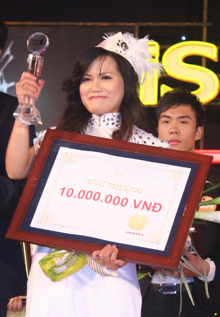 Cô gái trường ĐH Sư phạm Nguyễn Thu Hiền giành giải nhất cuộc thi