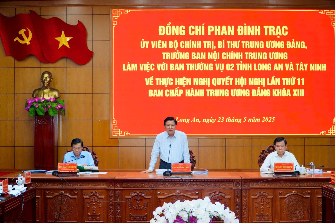 Ông Phan Đình Trạc tại buổi làm việc chiều nay 23/5. Ảnh: Báo Tây Ninh