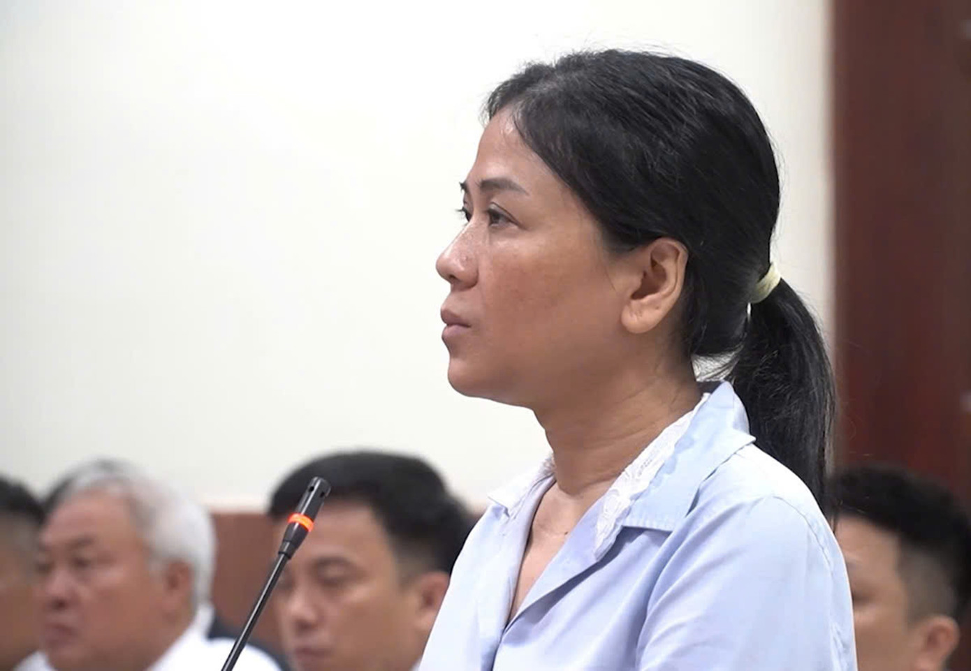 Chủ tịch Xuyên Việt Oil - bị cáo Mai Thị Hồng Hạnh tại phiên tòa phúc thẩm ngày 6/5.