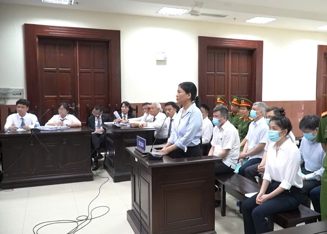 Một góc phòng xử án phiên tòa phúc thẩm ngày 6/5.