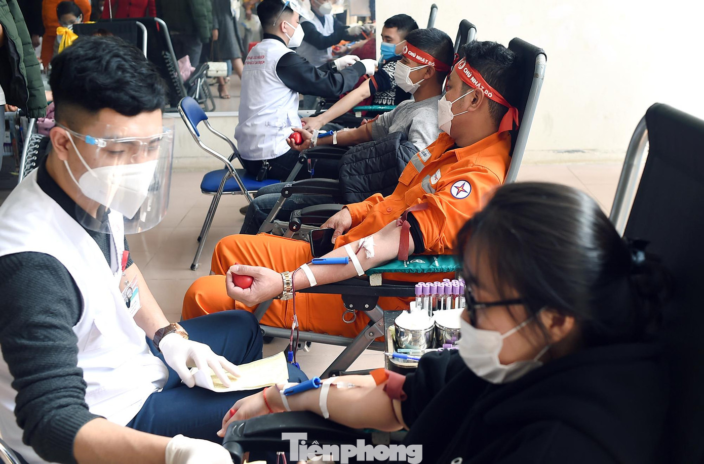 Không chỉ có thêm điều kiện cải thiện sức khỏe và thực hiện hành động ý nghĩa hiến máu cứu người, Chủ nhật Đỏ là dịp để đoàn viên thanh niên, tình nguyện viên ở Hòa Bình lan tỏa tinh thần nhiệt huyết tuổi trẻ, giao lưu kết nối.