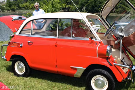 Một chiếc BMW Isetta 1959 nguyên bản