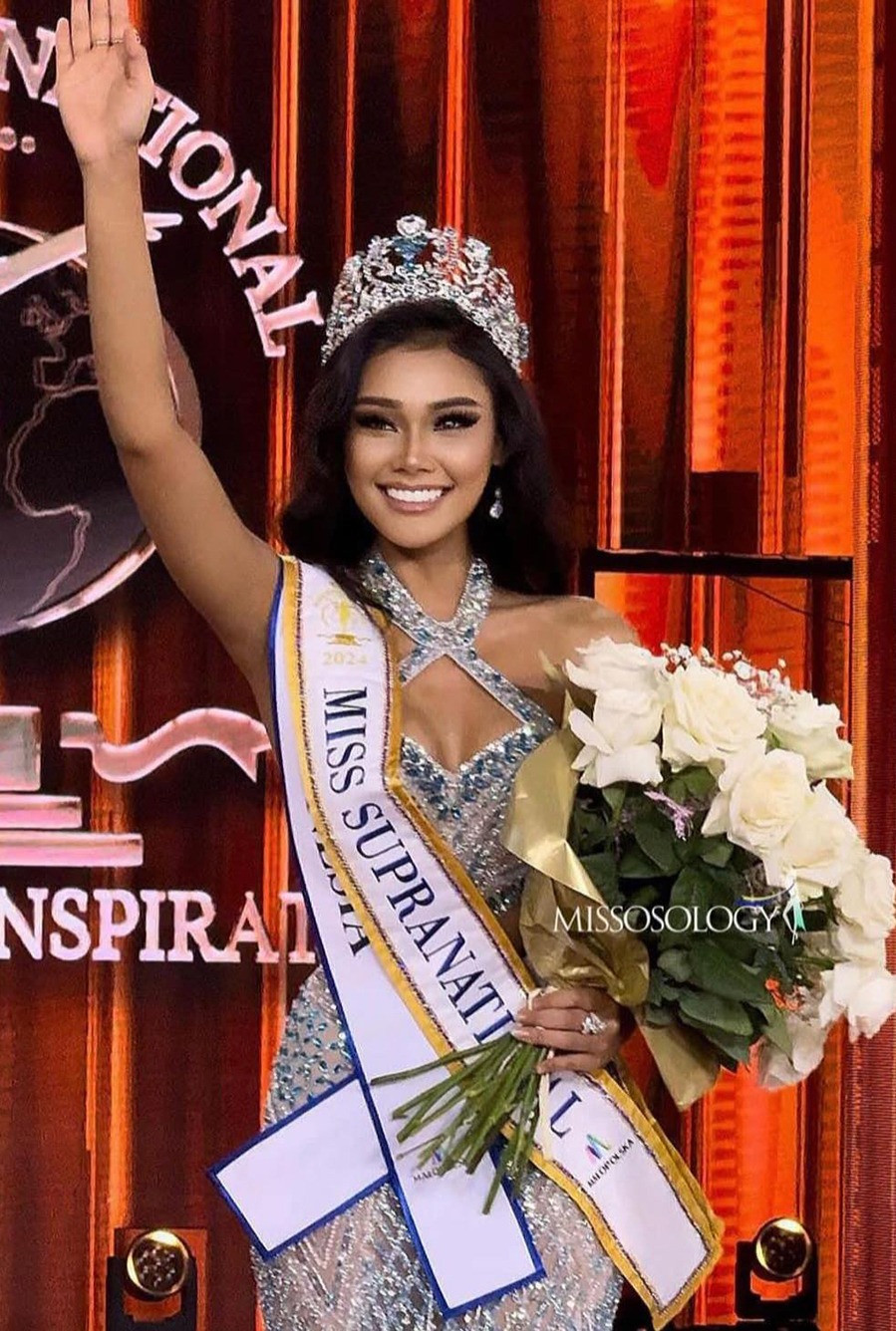 Bốn người đẹp châu Á đăng quang trong năm 2024.