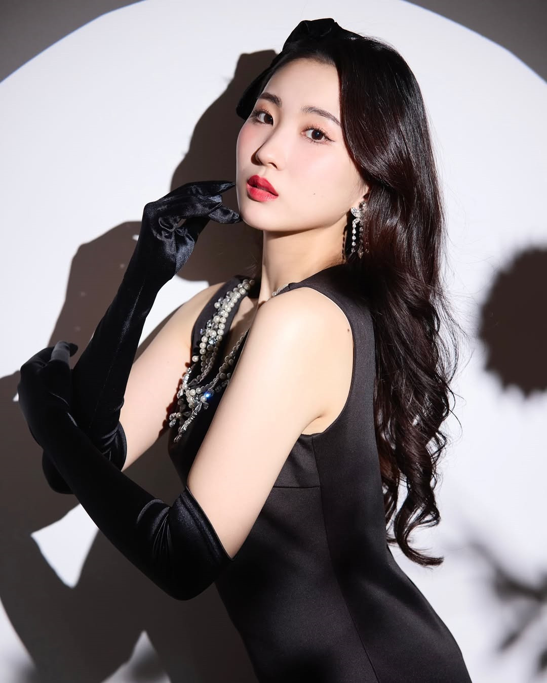 Năm 2024, đại diện Việt Nam Huỳnh Thị Thanh Thủy đăng quang ngôi vị cao nhất tại Hoa hậu Quốc tế tổ chức ở Nhật Bản. Cô làm nên lịch sử khi trở thành người đẹp Việt Nam đầu tiên giành ngôi vị Miss International. Theo nhiều nguồn tin, Hoa hậu Quốc tế 2025 được tổ chức ở một quốc gia mới, sau nhiều năm liền diễn ra tại Nhật Bản.