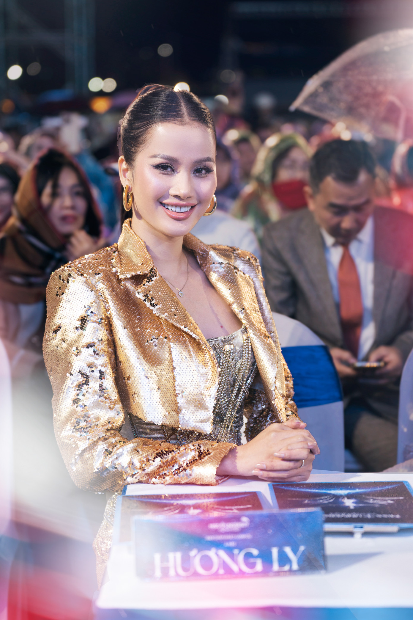 Cuộc thi Hoa hậu Sinh viên Việt Nam - Miss University Vietnam 2024 nhằm tôn vinh nét đẹp nguyên bản, vẻ đẹp trí thức, tài năng, duyên dáng và năng động của nữ sinh viên Việt Nam. Cuộc thi năm nay được tổ chức theo dạng truyền hình thực tế. Hoa hậu Lê Hoàng Phương, Á hậu Hương Ly, người đẹp Lydie Vũ đảm nhận vai trò mentor.