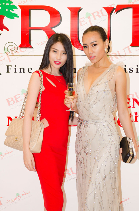 Á hậu Minh Thư và siêu mẫu Diệu Huyền