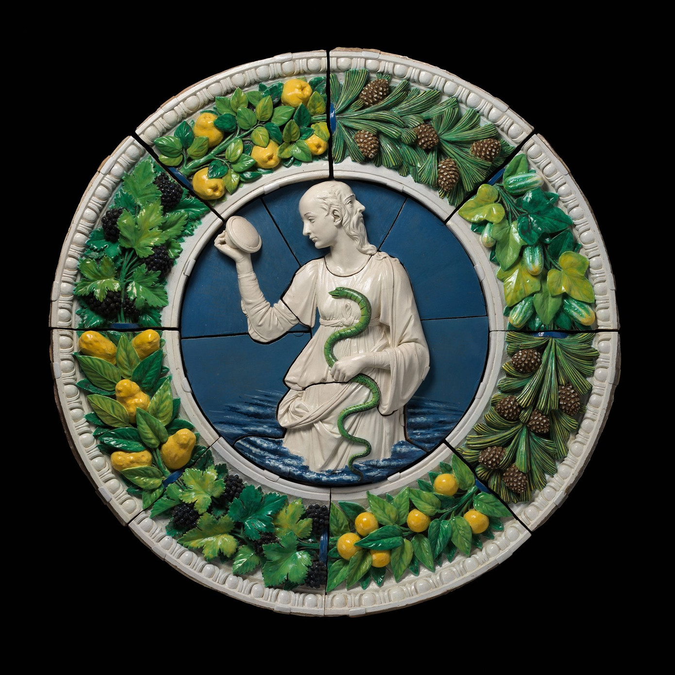 Nữ thần Prudence trong bức điêu khắc của Andrea della Robbia vào thế kỷ 15. Ảnh: Coscia Joseph. Nữ thần Prudence trong bức điêu khắc của Andrea della Robbia vào thế kỷ 15. Ảnh: Coscia Joseph.