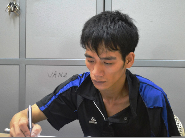 Nghịch tử Lưu Văn Thắng tại cơ quan điều tra. Nghịch tử Lưu Văn Thắng tại cơ quan điều tra