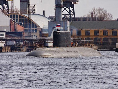Tàu ngầm HQ-183 TP. Hồ Chí Minh bắt đầu rời nhà máy Admiralty để ra biển thử nghiệm cách đây vài tuần. Con tàu sẽ phải di chuyển một quãng đường dài trên biển để tới địa điểm thử nghiệm ở Baltic