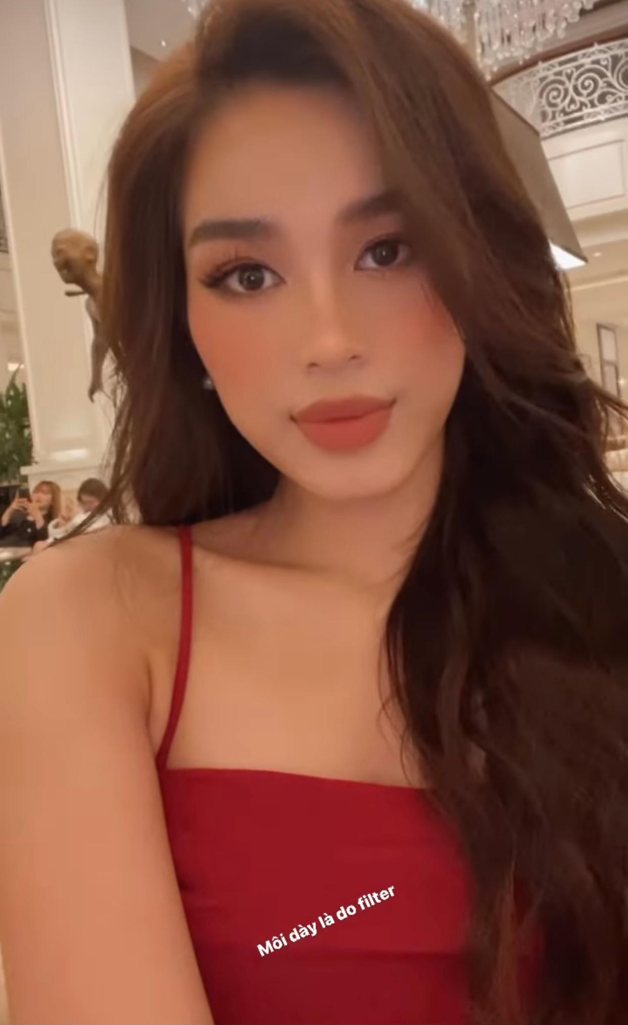 Đỗ Thị Hà chia sẻ với các fans trên trang cá nhân. Đỗ Thị Hà chia sẻ với các fans trên trang cá nhân.