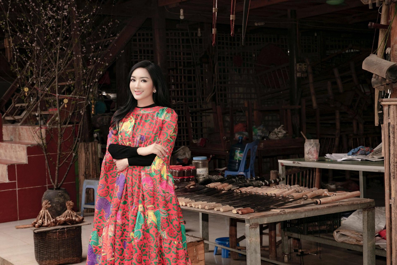 Vẻ đẹp trẻ trung ở tuổi ngũ tuần của Hoa hậu Đền Hùng 1992 luôn khiến fans phải bất ngờ. Vẻ đẹp trẻ trung ở tuổi ngũ tuần của Hoa hậu Đền Hùng 1992 luôn khiến fans phải bất ngờ.