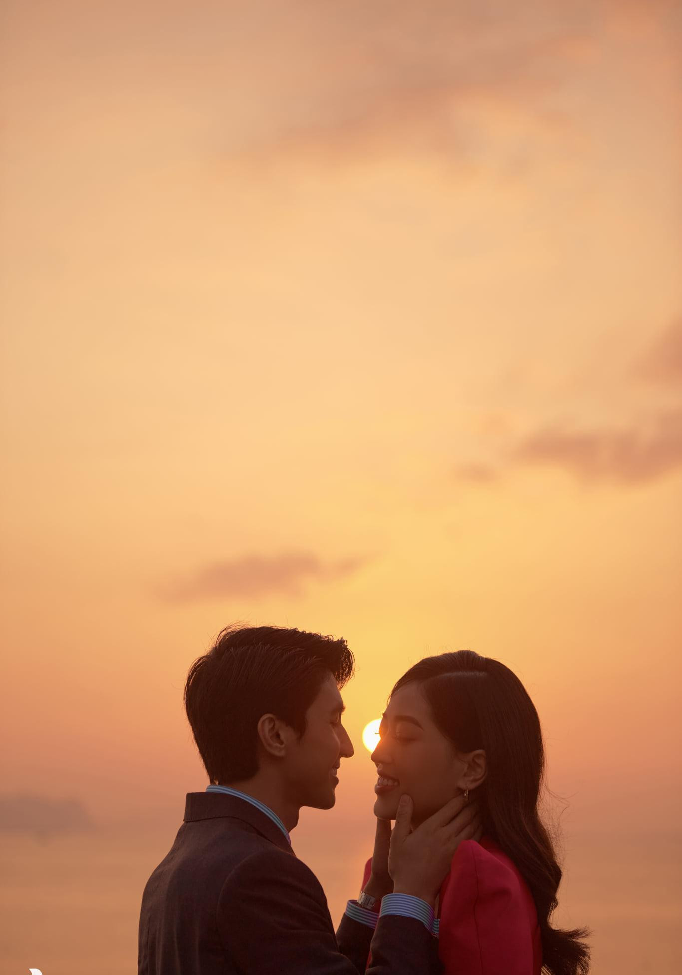 Kể từ đó, Phương Nga và Bình An thường xuyên sánh đôi bên nhau trong nhiều sự kiện và trở thành một cặp đôi đẹp của showbiz được công chúng vô cùng ngưỡng mộ. Kể từ đó, Phương Nga và Bình An thường xuyên sánh đôi bên nhau trong nhiều sự kiện và trở thành một cặp đôi đẹp của showbiz được công chúng vô cùng ngưỡng mộ.