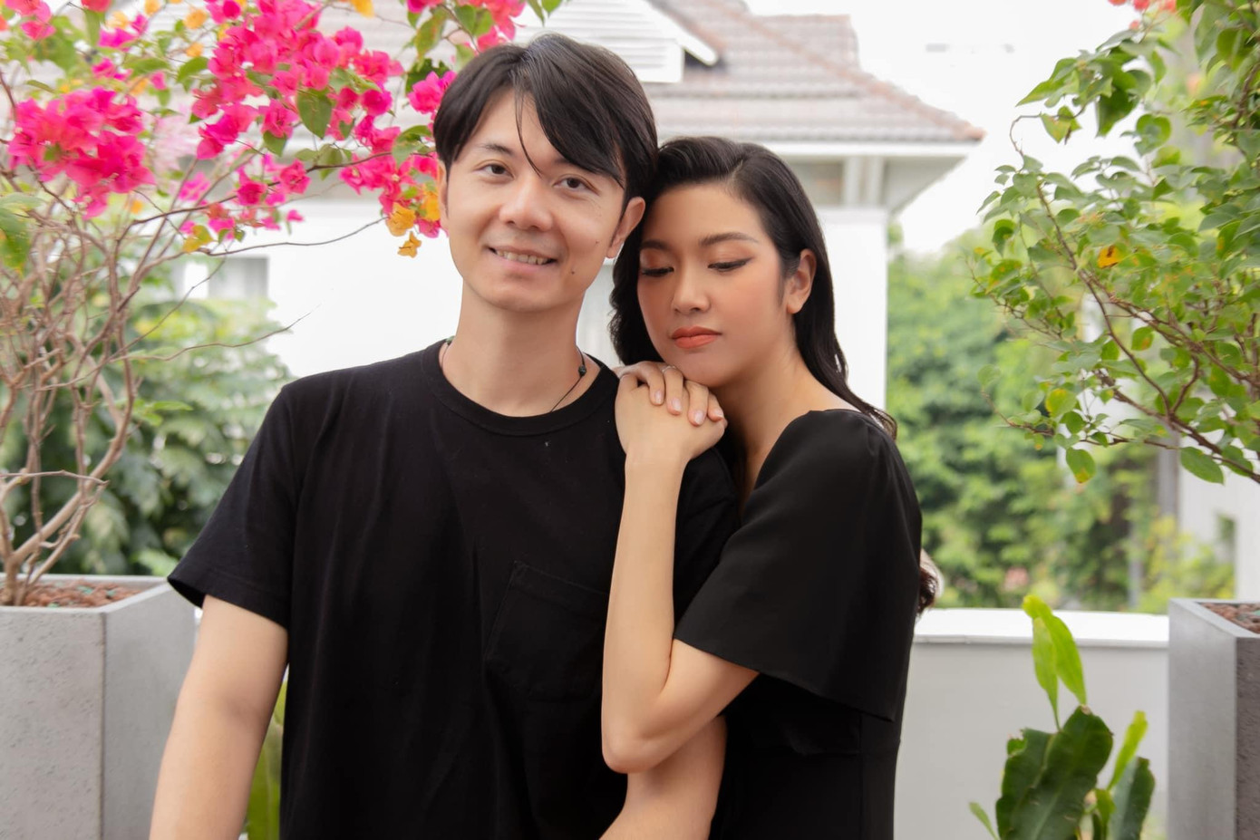 Á hậu Thúy Vân đăng ảnh tình tứ bên ông xã Nhật Vũ trong ngày Valentine. Á hậu Thúy Vân đăng ảnh tình tứ bên ông xã Nhật Vũ trong ngày Valentine.