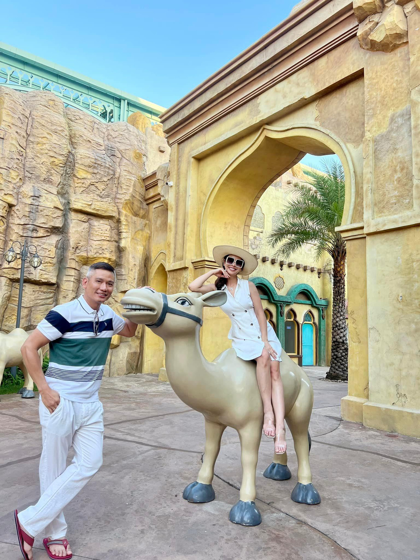 Jennifer và ông xã Đức Hải vẫn cực kỳ mặn nồng và tình cảm sau một thập kỷ kết hôn.