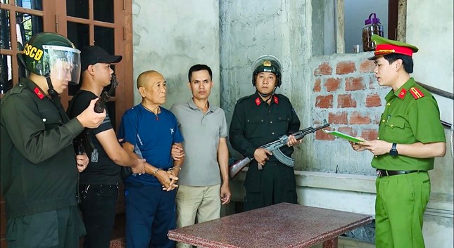 Nguyễn Văn Nhơn tại thời điểm bị bắt. Nguyễn Văn Nhơn tại thời điểm bị bắt.