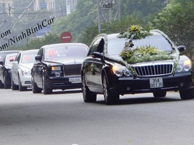 Những đám cưới với siêu xe đình đám Ảnh: Internet