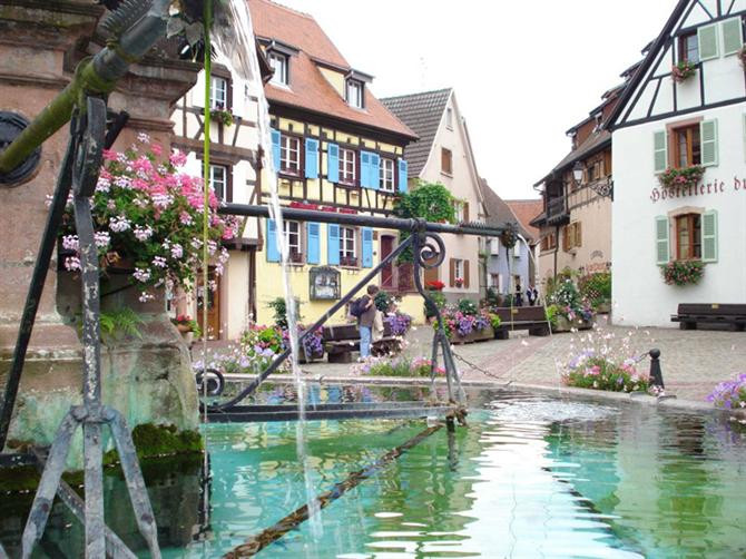  Ngôi làng này rất thu hút du khách