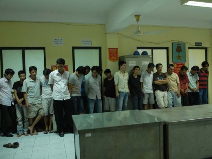 Các đối tượng tại công an