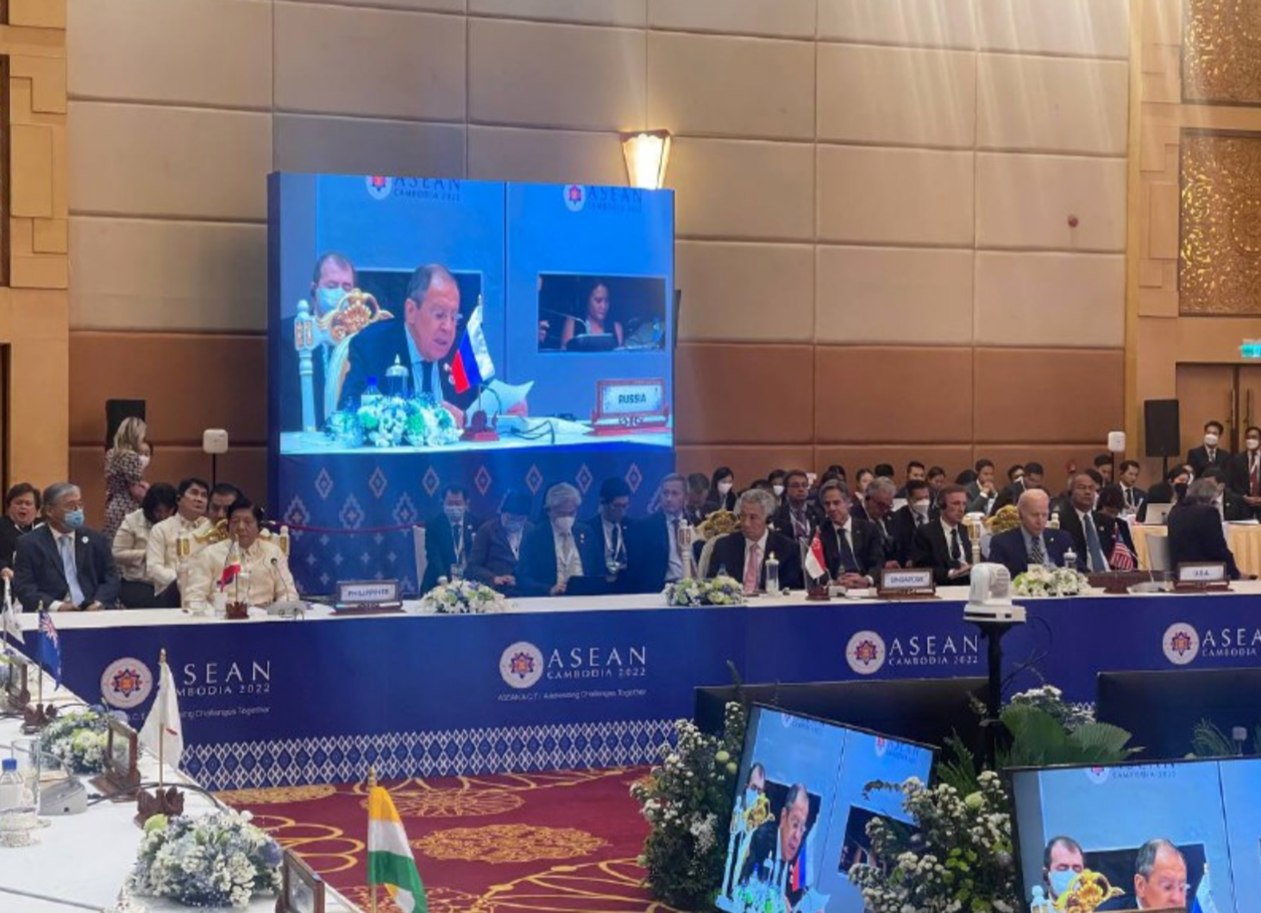 Tổng thống Biden và phái đoàn Mỹ có mặt trong hội trường khi Ngoại trưởng Nga Lavrov phát biểu. Ảnh: Telegram